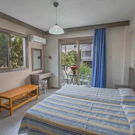 So2 Apartment *